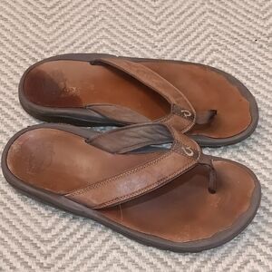 OLUKAI Rabbit Kekai Foundation Brown Leather Sandals Flip Flops Mens SZ 10